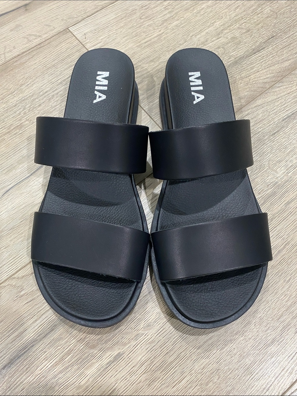 MIA Yelena Slide Sandal NEW